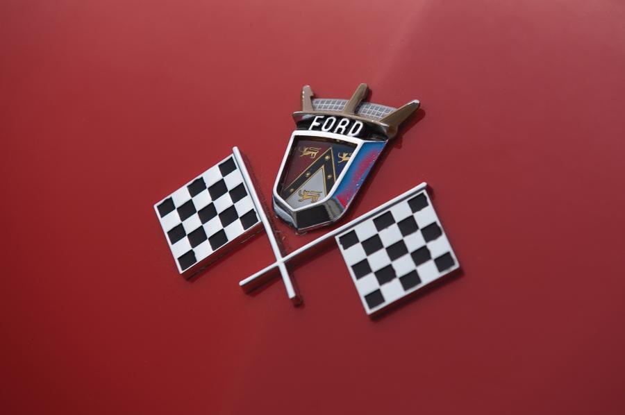 Логотип Ford Thunderbird (P5/40) 1955 года  (фото 100 из 128)